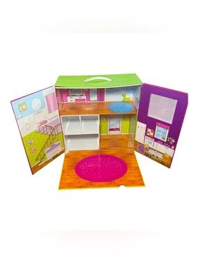 Calico Critters Carry & Play House Foldable Kids Toys Dollhouse w/ Handle